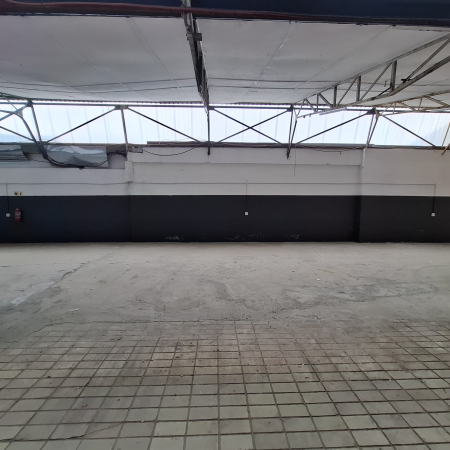 To Let commercial Property for Rent in Peerless Park East Western Cape